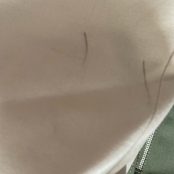 Outdoor chair cushions - set of 10; 2 “Tuscan” - green, and 8 “natural” - white - Picture 11 of 15